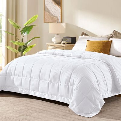 downluxe King Size Blanket with Satin Trim, Lightweight Down Alternative King Blanket for All Season, Machine Washable (White, 108 x 90 Inch)