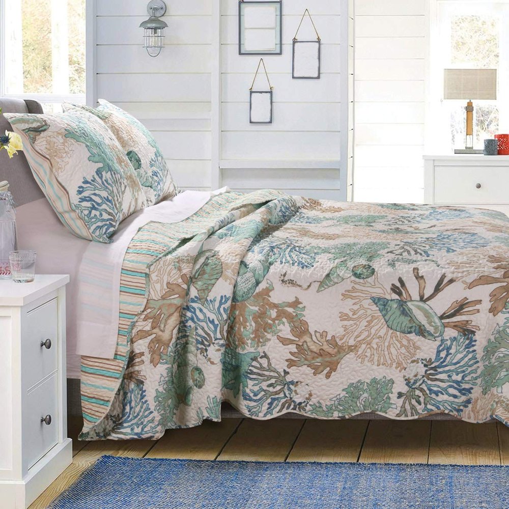 BLACK FOREST DECOR Aqua Reef Quilt Bed Set - King