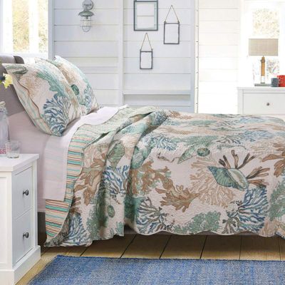 BLACK FOREST DECOR Aqua Reef Quilt Bed Set - Full/Queen