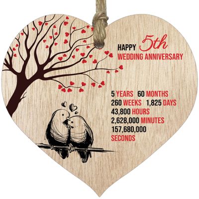 5th Wedding Anniversary Wooden Heart Plaque, Light Wood Christmas Sign Keepsake, Celebrate Wooden Anniversary Wife Husband Boyfriend Girlfriend Mom Dad, Plaque with Quotes Gifts from The Kids