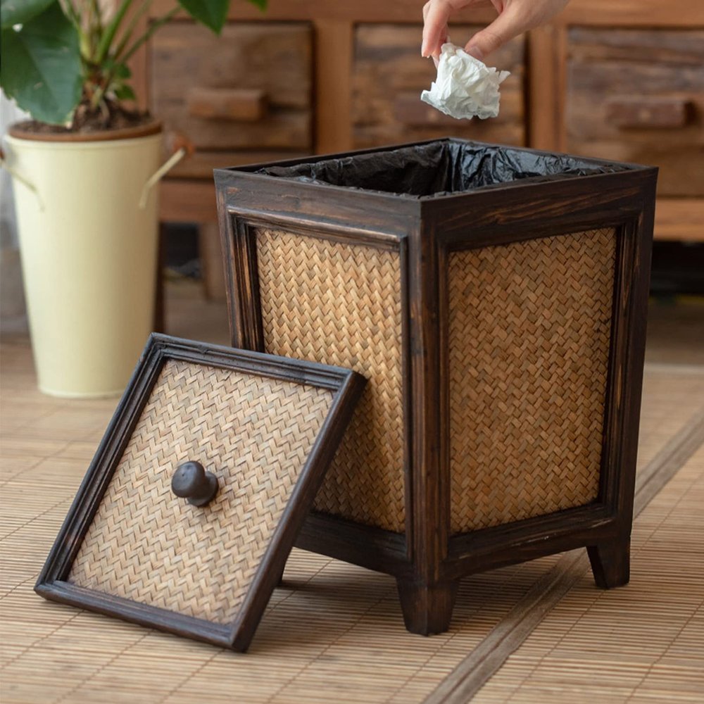 DRSFF Retro Rattan Wooden Trash Can with Lid Waste Paper Basket for Living Room Tea Room Bathrooms, Kitchens, Large Capacity Garbage Container Bin Home Offices Storage Bucket