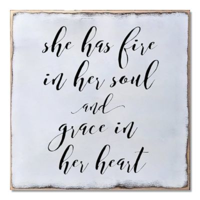 Aihesui Wood Sign Hanging Home Wall Decoration She Has Fire in Her Soul and Grace in Her Heart Plaque Use for Living Room Kitchen Batheroom Bedroom Office School 16x16inch