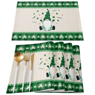 TocaHome Placemats for Dining Table Set of 6 St Patrick Gnome Buffalo Check Table Mats for Home Kitchen Restaurant St. Patrick Party Decoration,Washable