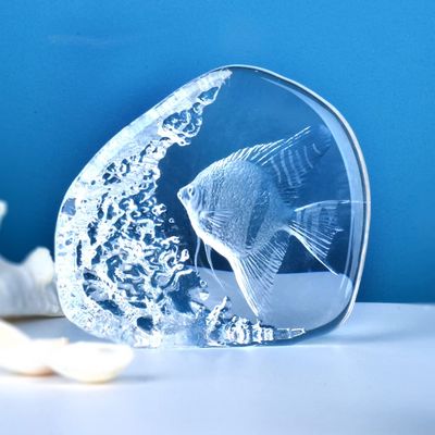 ACEVER Crystal Sculpture Etched Figurine, 3D Color Cast Crystal Engraved and Sandblasted Motif Home Desktop Decor (Multi Platax)