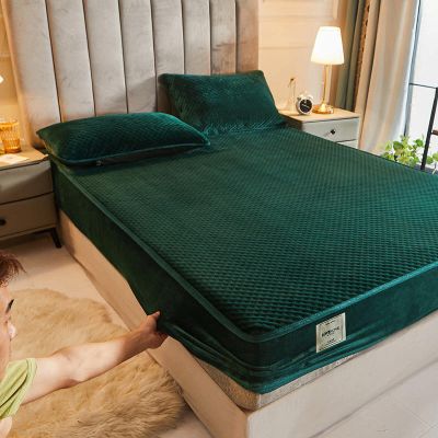 CFYCYHDZHT Sheets Super Soft,Winter Thick Solid Color Flannel Mattress Cover for The Full Queen Bed, Children's Room Warmth Printing Cartoon Bed Protector,Dark Green,150cmx200cm