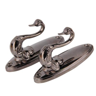 Elegant Swan Style Curtain Holdbacks Black Wall Mounted Tieback Hooks for Drapery Easy Installation Decorative Curtain Tiebacks for