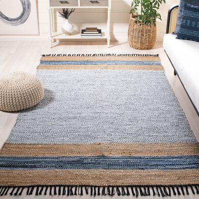 SAFAVIEH Area Rug 8x10 - Vintage Leather Collection - Large - Grey & Natural, Handmade Modern Fringe, Ideal for Living Room, Bedroom, Dining Space (VTL602F)