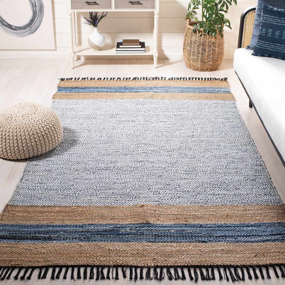 SAFAVIEH Area Rug 8x10 - Vintage Leather Collection - Large - Grey & Natural, Handmade Modern Fringe, Ideal for Living Room, Bedroom, Dining Space (VTL602F)