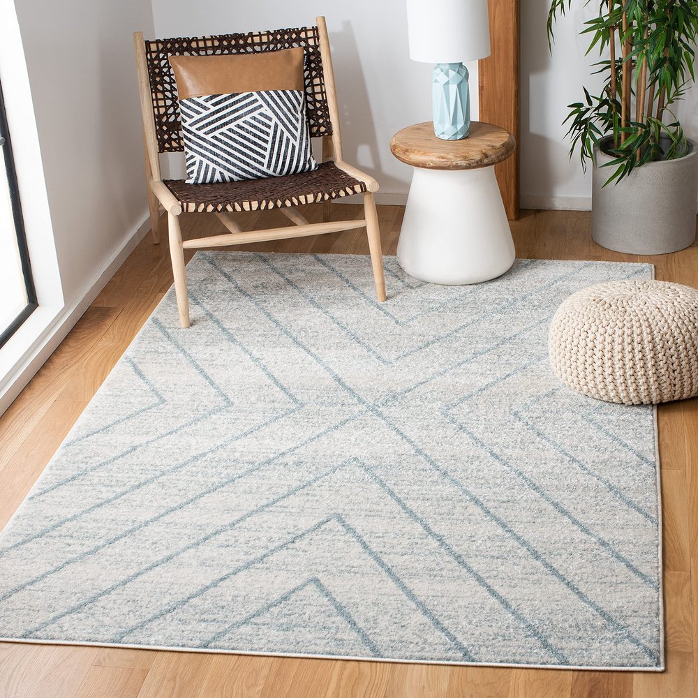 SAFAVIEH Area Rug 8x10 - Adirondack Collection - Large - Light Grey & Light Blue, Modern Geometric Design, Non-Shedding & Easy Cleaning, Ideal for Living Room, Bedroom, Office, Dining Space (ADR251L)