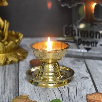 Bhimonee Decor Pure Brass Akhand Diya - Handcrafted in India, Ideal for Return Gifts for Pooja, Elegant Diya for Pooja, Perfect for Home Decoration, 2.5 inches