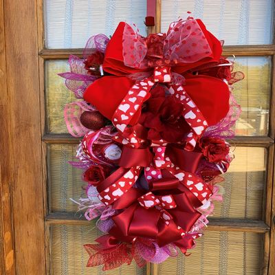 Valentine Door Swag