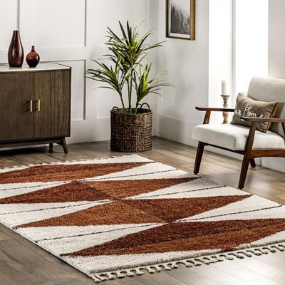 nuLOOM Kali Rust/Ivory, 5'3" x 7'6", Tribal Abstract, Shag, Soft and Plush, High Traffic, Stain Resistant, Easy Clean, Durable Area Rug for Bedroom, Living Room, Dining Space, Den, Foyer, Entryway