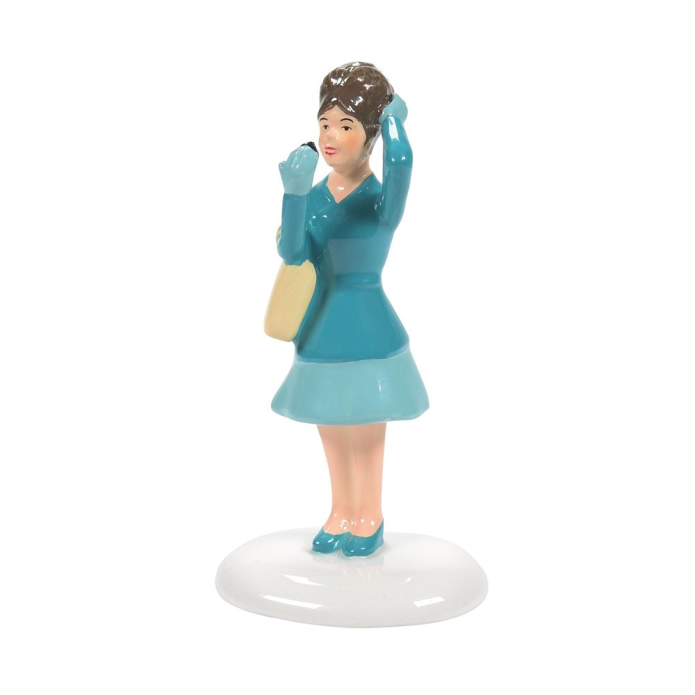 Department 56 Snow Village Accessories Ready for The Weekend Figurine, 3.58 Inch, Multicolor