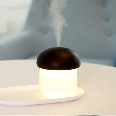 Humidifier Aroma Diffuser 250 ml Portable Mini USB Humidifier, with Night Light, Auto Shut-Off, for Car, Desk, Travel, Bedroom (Walnut)