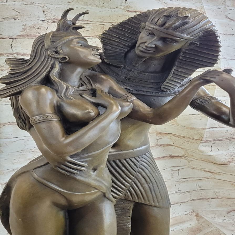 30" Bronze Ancient Egyptian Pharaoh`s Wife Cleopatra Hotcast Sculpture Statue