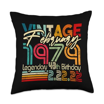 2.22.2022 43rd Birthday Vintage Retro born 2.22.1979 Throw Pillow