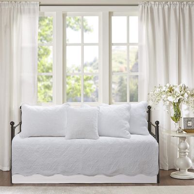 Cozy Line Home Fashions Victorian Medallion Matelasse Floral Pure Solid White Scalloped Edge 6 Piece Microfiber Daybed Quilt Bedding Set