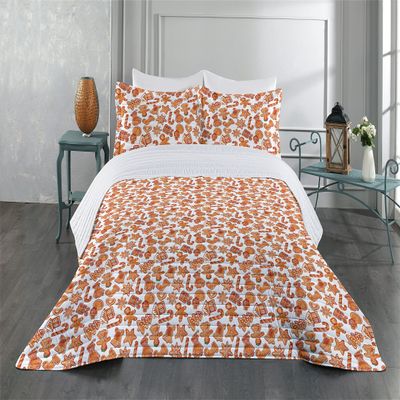 Ambesonne Christmas Microfiber Bedspread Set, Gingerbread Man House Cones Xmas Cookie Celebration Theme, Soft Bedding Set with Pillow Shams & Comforter, King Size, Pale Brown and White