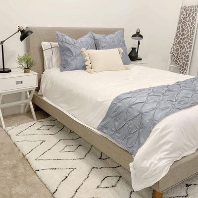 Crown Bedding King Size 400 Thread Count 3 Piece Pinch Pleated Bed Runner (1 Bed Runner + 2 Euro Shams) Silver Solid 100% Egyptian Cotton Soft Fade-Resistant Easy Care Decorative Bed Scarf