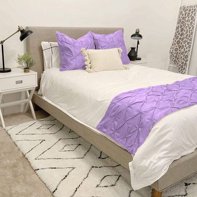 Crown Bedding Twin Size 400 Thread Count 5 Piece Pinch Pleated Bed Runner (1 Bed Runner + 4 Euro Shams) Lilac Solid 100% Egyptian Cotton Soft Fade-Resistant Easy Care Decorative Bed Scarf