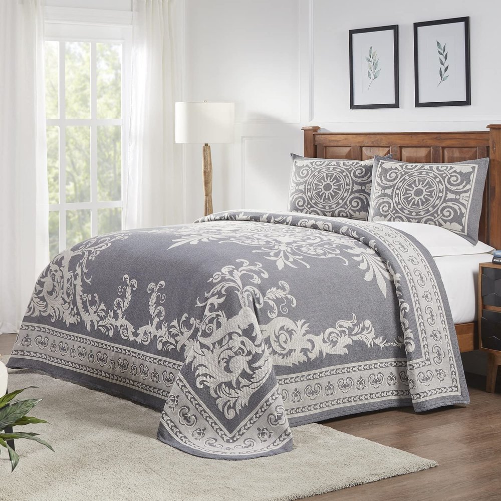 BLUENILEMILLS BNM Cotton Blend Vintage Medallion Bedspread Set - Luxurious Quilt, All-Season Comfort, Machine Washable, Full, Denim Blue