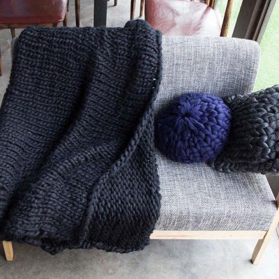 BAILR Chunky Knitted Throw Blanket 3139inch, Cozy Chunky Blankets, Large Throw Bed Blanket for Couch, Sofa, Home Decor, Gift - Machine Washable (G 80100cm)