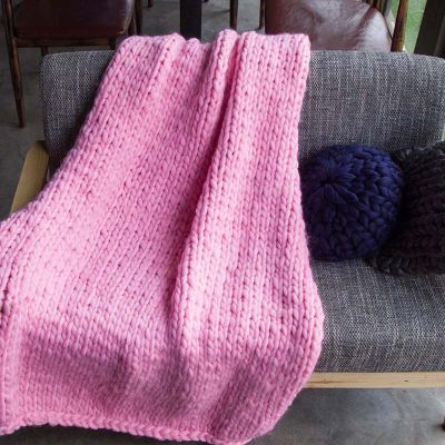 BAILR Chunky Knitted Throw Blanket 3979inch, Cozy Chunky Blankets, Large Throw Bed Blanket for Couch, Sofa, Home Decor, Gift - Machine Washable (B 100200cm)