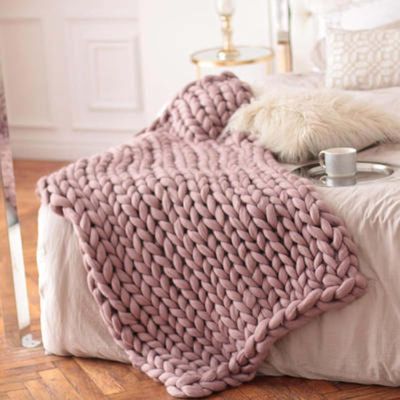 BAILR Cozy Throw Blankets 4759inch, Chunky Knit Blanket Chenille Soft Throw Blanket, Blankets Machine Washable for Couch Bed Sofa Travel Camping (P 120150cm)