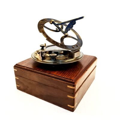 Antique Nautical Round Sundial Engrave Compass 5" Brass Navigation Compass with Wooden Box