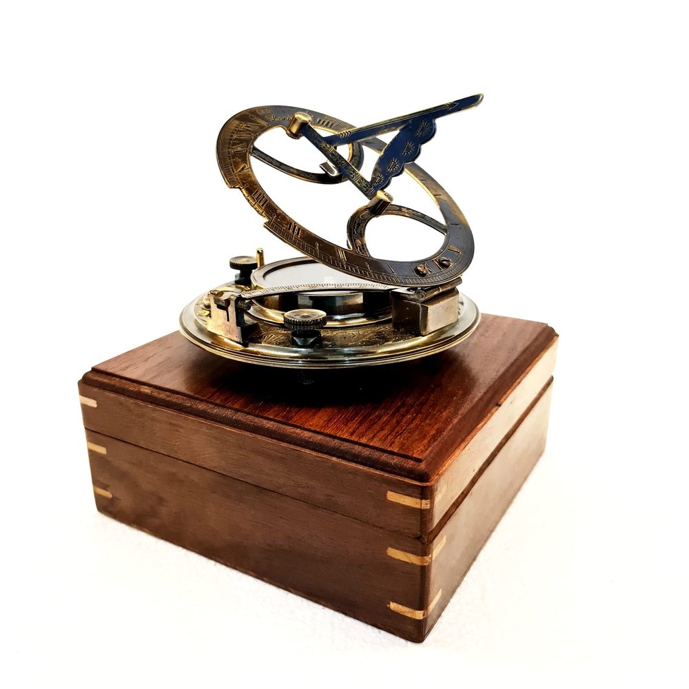 Antique Nautical Round Sundial Engrave Compass 5" Brass Navigation Compass with Wooden Box
