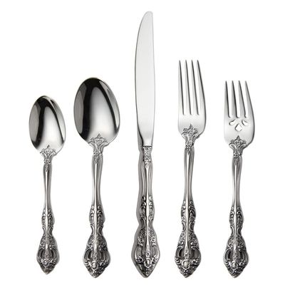 Silverware Set, Stainless Steel Flatware Cutlery Set for 3 Utensil Sets with Knives Spoons Forks, Vintage Pattern Gold Plated Design Mirror Polished Dishwasher Safe for Home Party (15pcs, Silver)