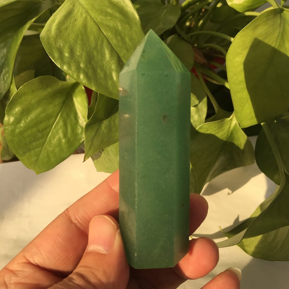 WGPHDW Meditation Home Decor, Natural Dongling Jade Pillars Decorated with Crystal Single Pointed Pillars of Bluestone polishing Healing Energy Stone Gifts,Natural Crystal (Size : 10-12cm)