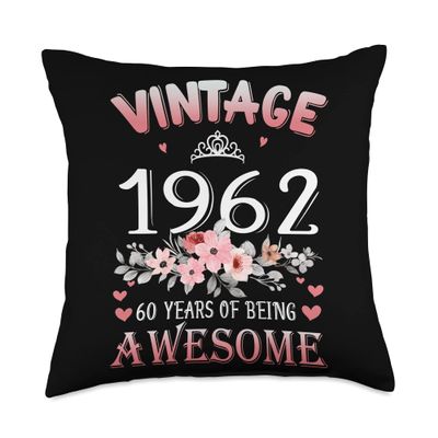 60 Year Old Made In Vintage 1962 60th Flowers Birthday Gifts Throw Pillow