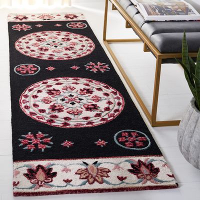 SAFAVIEH Bellagio Collection 2'3" x 8' Black/Ivory BLG601Z Handmade Medallion Wool Entryway Foyer Living Room Bedroom Runner Rug