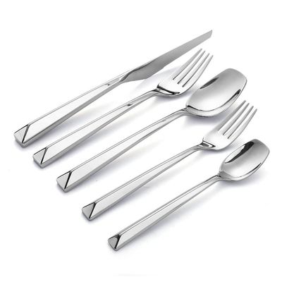 30-Piece Silverware Set, Stainless Steel Flatware Cutlery Set for 5 Utensil Sets with Knives Spoons Forks, Mirror Polished Dishwasher Safe for Modern Home Wedding Party Eating Utensils (30pcs, Silver)