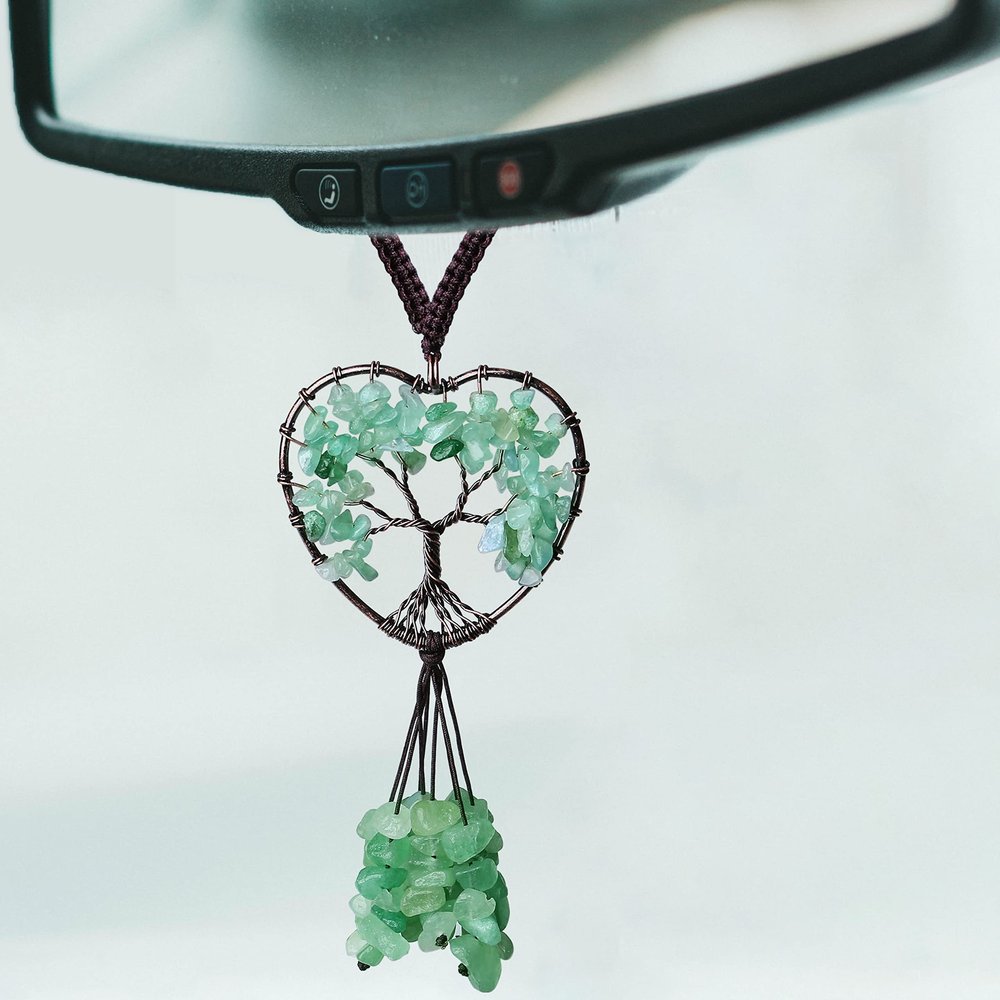 DUQGUHO Green Aventurine Crystal Rearview Mirror Hanging Ornament - Heart Shape Hippie Boho Car Accessory - Spiritual Decorations