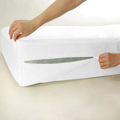 DNG Creations 100% Egyptian Cotton Zipper Mattress Cover, 1000 Thread Counts, 8 Inch Deep Pocket Twin Size, Solid White Zipper Around The Mattress