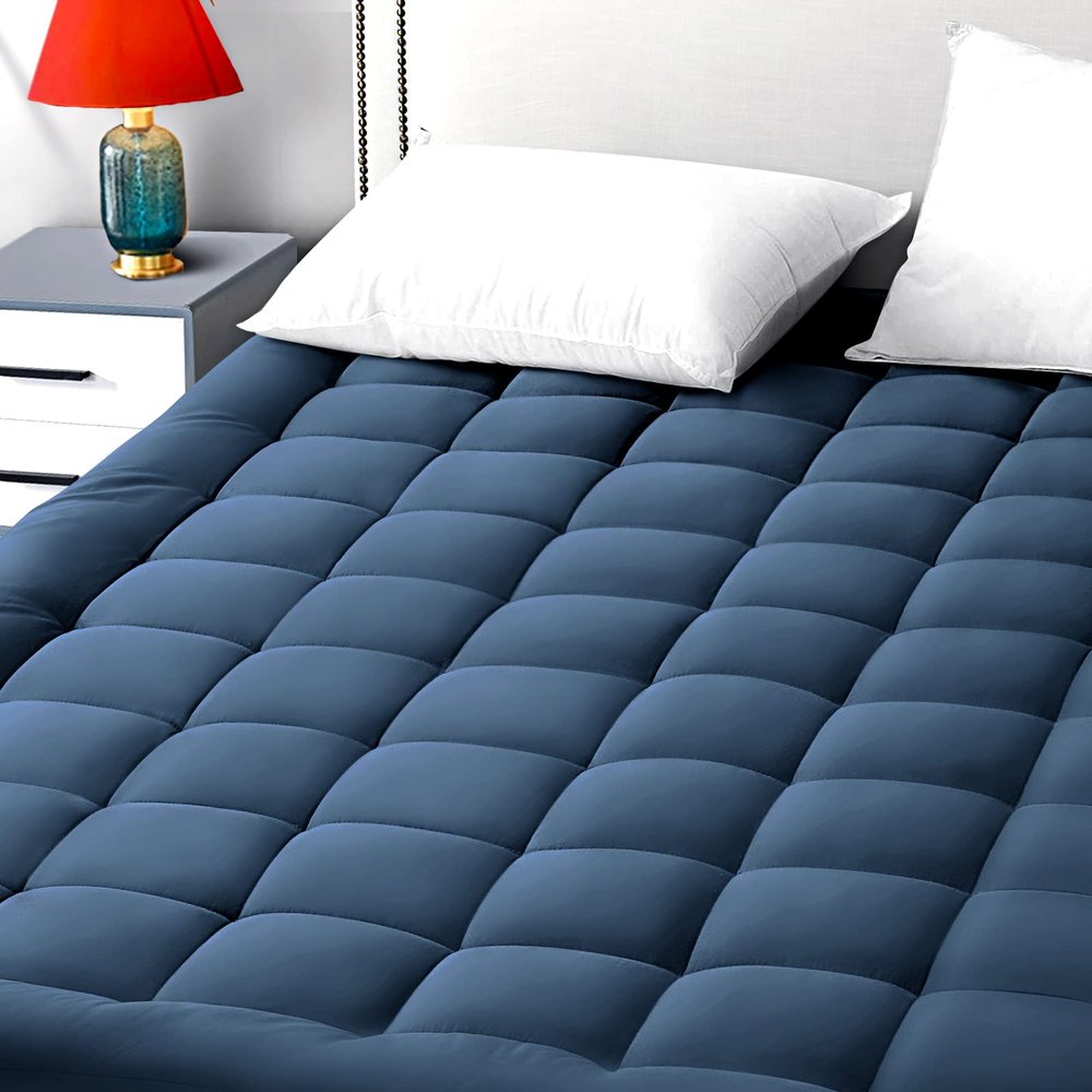 EASELAND Twin XL Mattress Pad Pillow Top Mattress Cover Quilted Fitted Mattress Protector Extra Long 8-21" Deep Pocket Cooling Mattress Topper (39x80 Inches, Dark Blue)