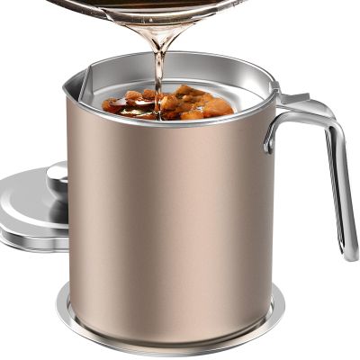 Chihee Grease Container Stainless Steel Bacon Grease Saver with Fine Mesh Strainer 2L / 67.6 fl oz Cooking Oil Keeper Stoarge Can with Dust-proof Lid Non-slip Tray for Kitchen Frying