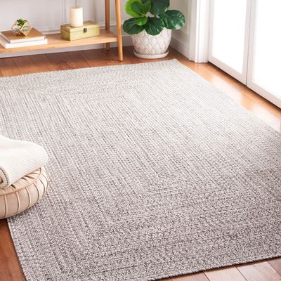 SAFAVIEH Braided Indoor/Outdoor Washable Area Rug 6'x9', Grey BRA201F