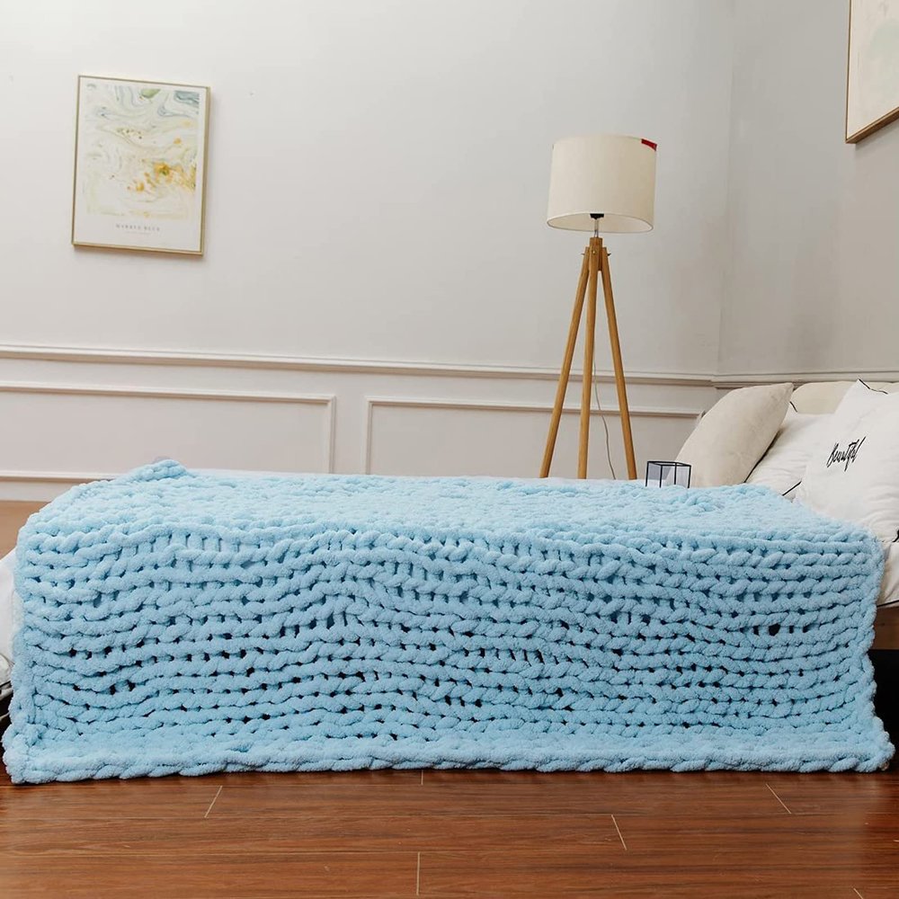 Gruytoie Chenille Chunky Knit Throw Blanket, Handmade Warm Soft Cozy Thick Yarn Knitted Crochet Blanket, for Bed Sofa Couch Home Decor Gift