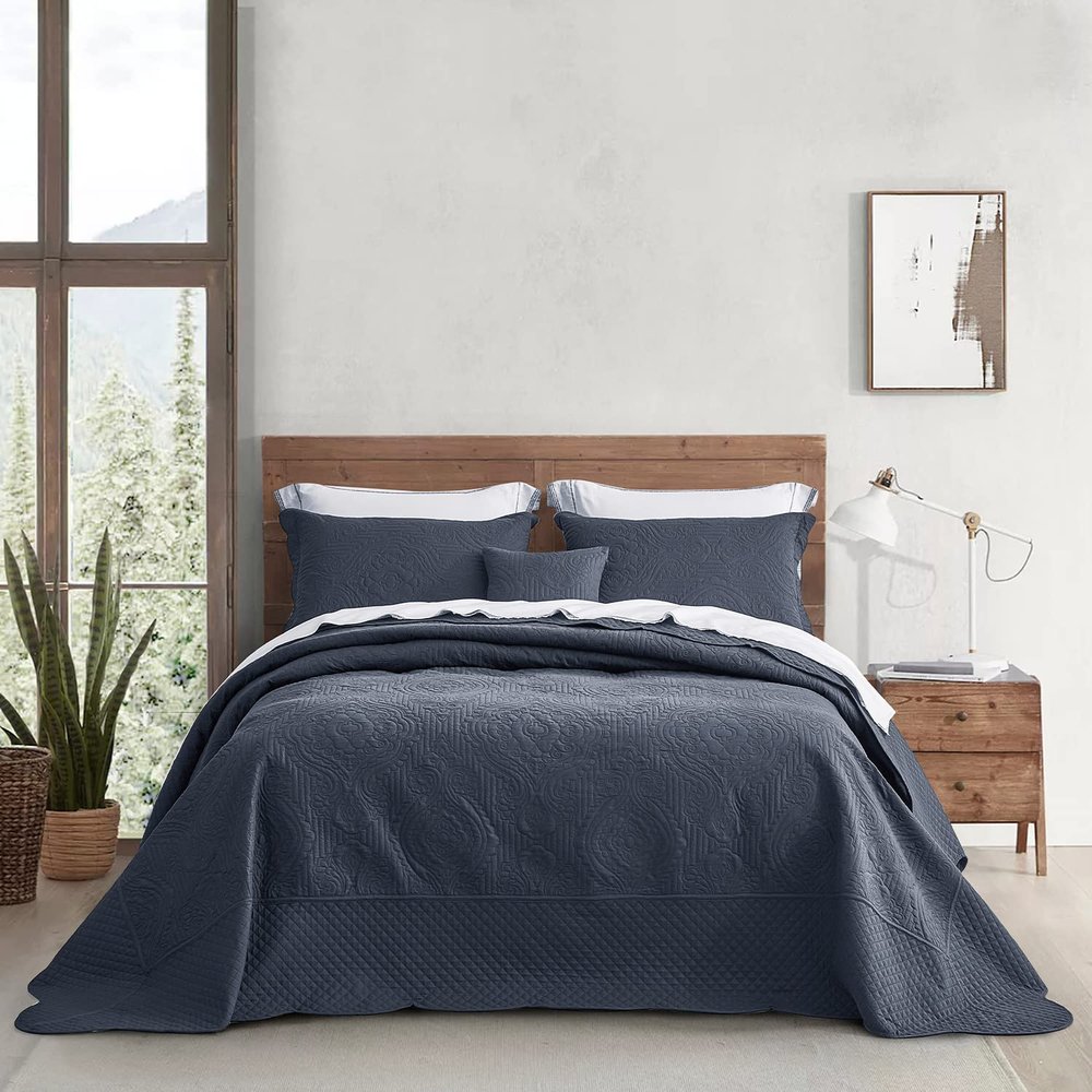 HZ & HY Oversized King Bedspread, Ultrasonic Coverlet Bedding Set, Lightweight Thin Comforter, Reversible, 5 Piece, 100% Microfiber, Navy Blue