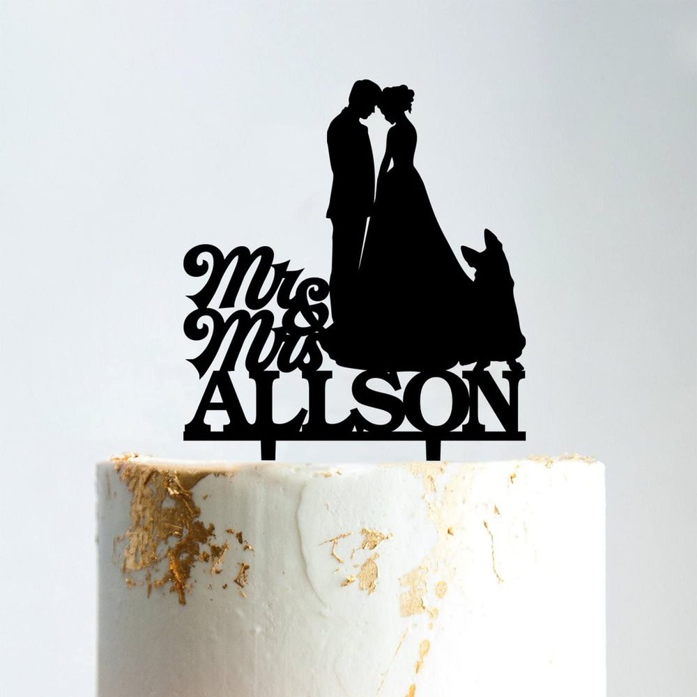 Mr & Mrs Rustic Wreath Couple's Names Cake Topper Bride And Groom with Pet Wedding Cake Topper Couple Silhouette Personalized Wedding Cake Topper Rustic Wreath Cake Topper Black Acrylic, 6 Inch