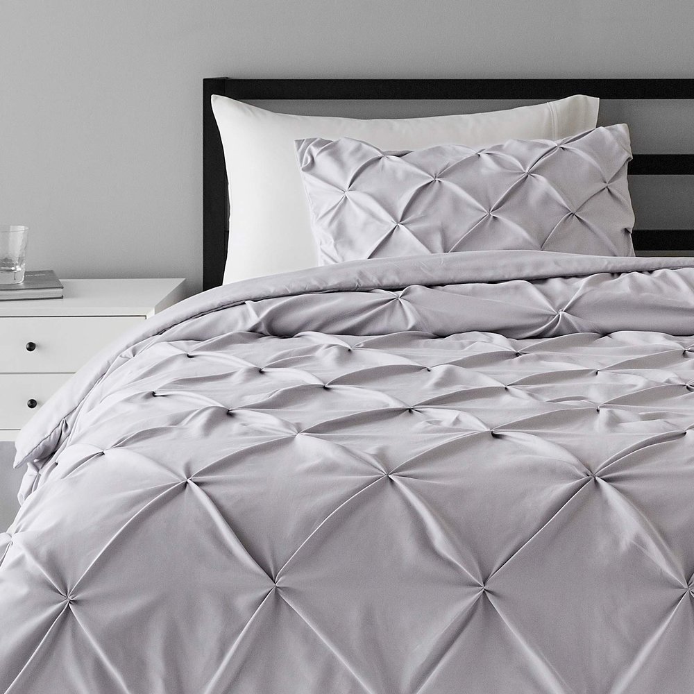 600 GSM 1 Piece Light Weight Microfiber Olympic Queen (98'' x 98'') Pinch Pleat Comforter Light Grey