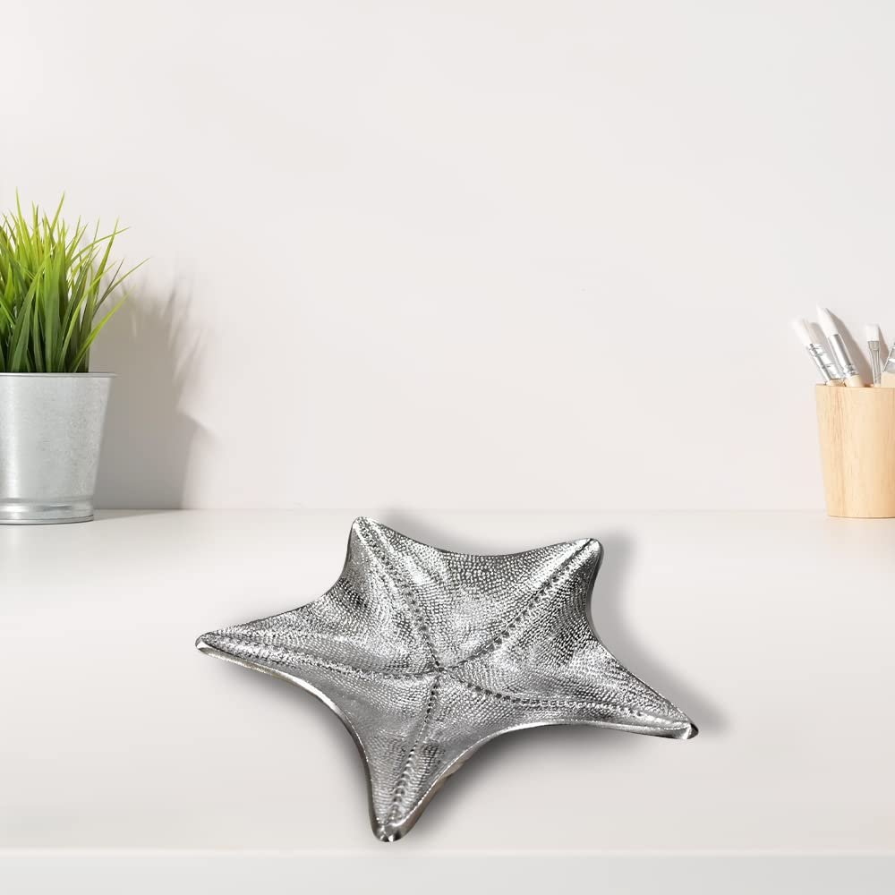 Handmade Decorative Silver Color Coated 36 x 36 x 3 Cms Aluminium Tray GMVK036