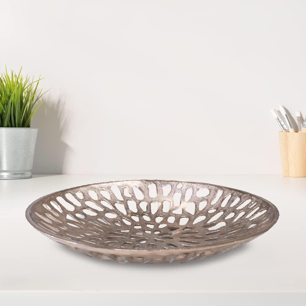 Handmade Decorative Bronze Color Coated 14 x 14 x 3.5 Cms Aluminium Tray GMVK063