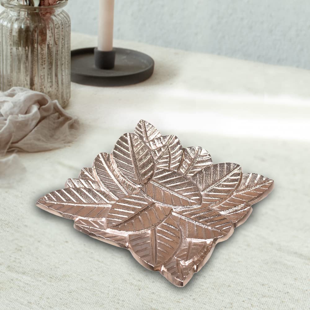 Handmade Decorative Bronze Color Coated 17.5 x 17.5 x 2 Cms Aluminium Tray GMVK043