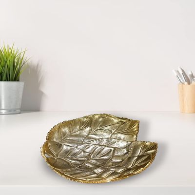 Handmade Decorative Gold Color Coated 38 x 33 x 6 Cms Aluminium Tray GMVK030