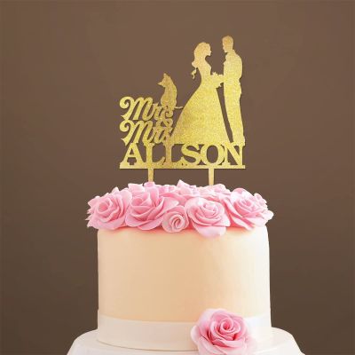 Mr & Mrs Rustic Wreath Couple's Names Cake Topper Bride And Groom with Pet Wedding Cake Topper Couple Silhouette Personalized Cake Topper Anniversary Baptism Cake Topper Gold Glitter Wood, 6 Inch