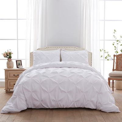 1 PC Pinch Pleated Comforter - White Twin-XL (68'' x 90'') Quilted - 100% Cotton 500 GSM Fill Power Beautiful Pinch Pleat Design Warm Down Alternative Comforter Only